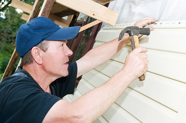 How To Choose The Right Materials for Your Siding Installation in 'Laurel Bay, SC